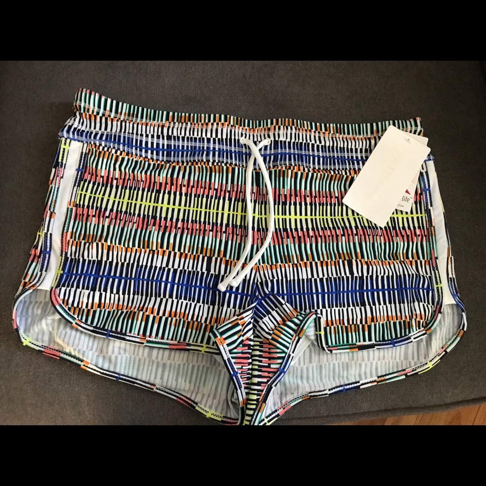 Athleta Surge short in prismatic print, women’s M